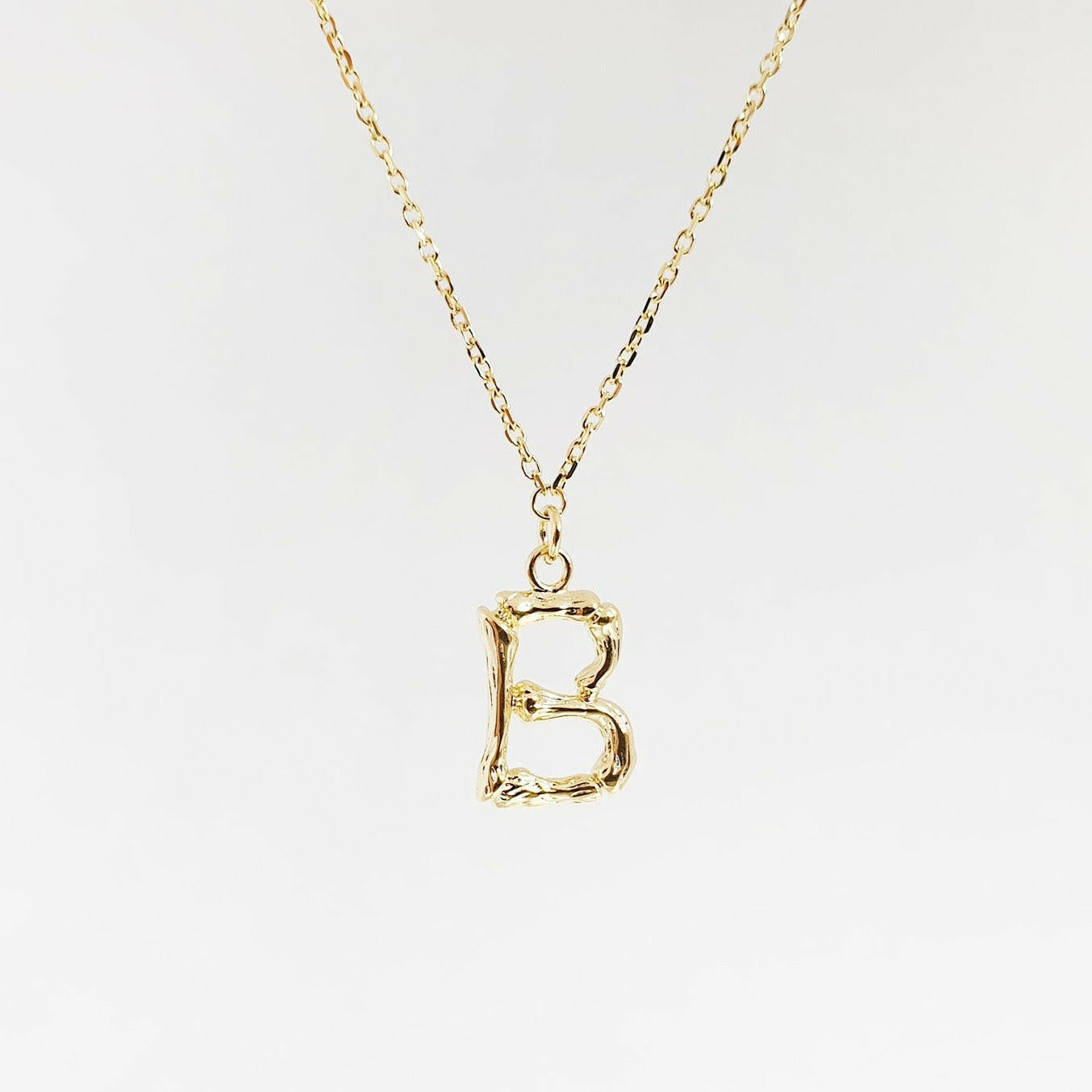 Bold letter necklace, perfect gift idea to personalize jewelry, ideal for unique and meaningful presents.