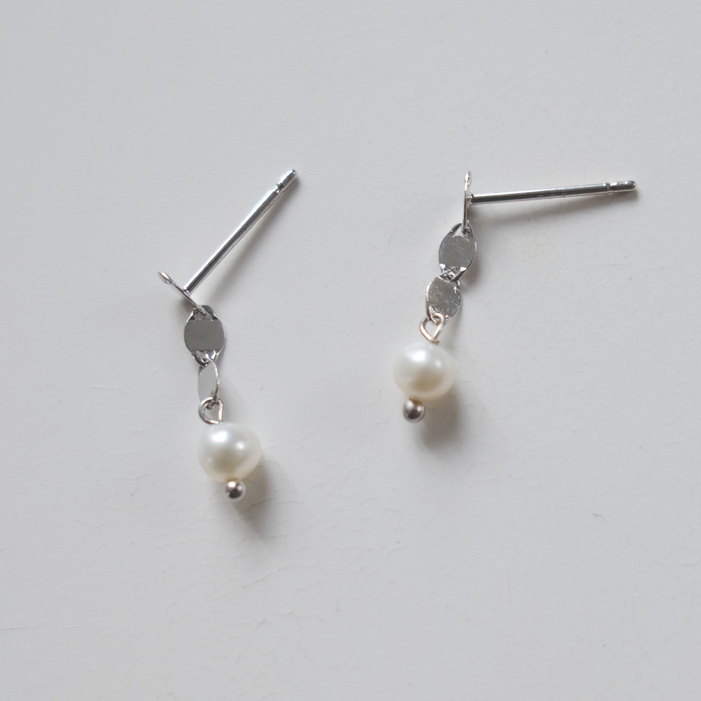 Dainty Pearl With Oval Chain Earrings