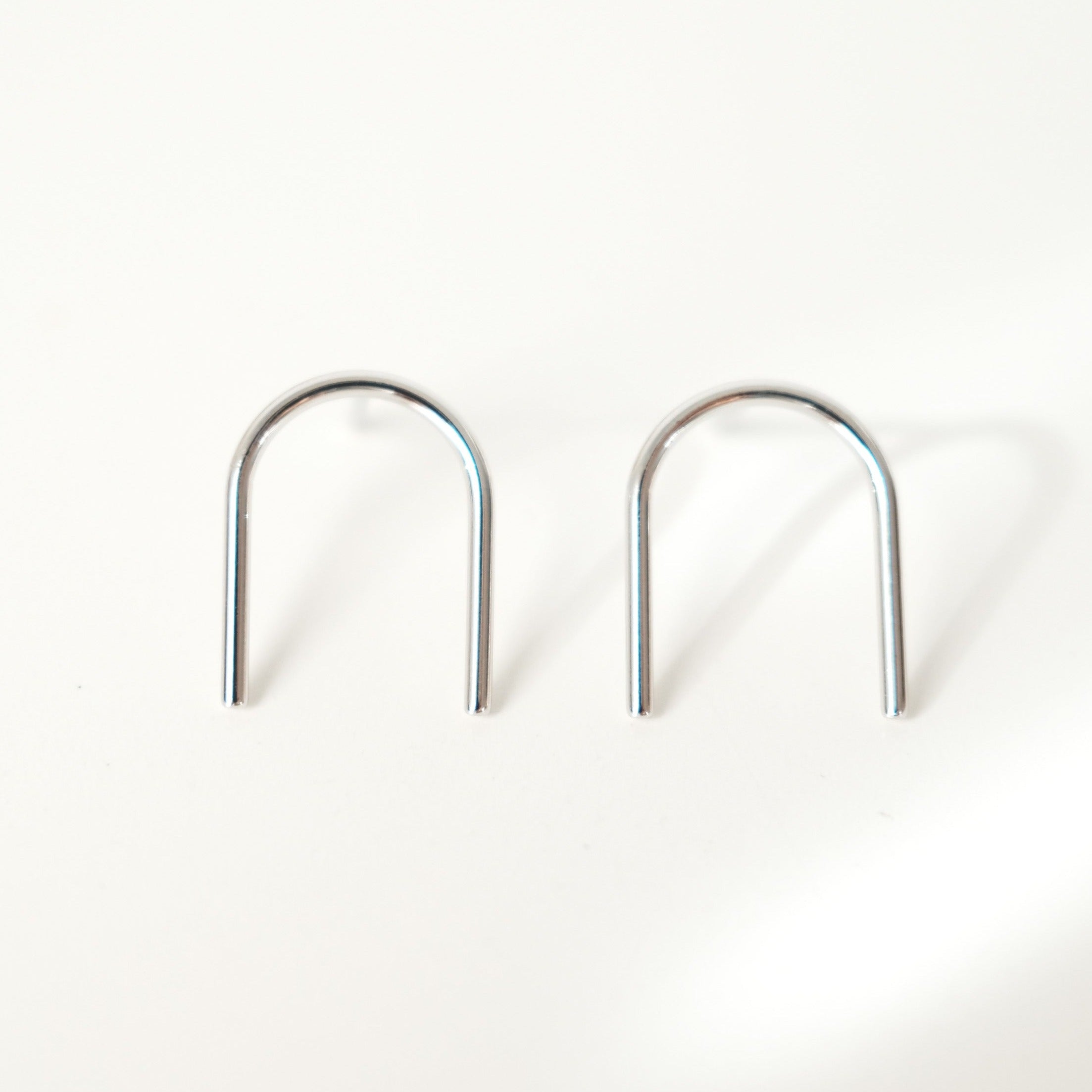 Arch Earrings